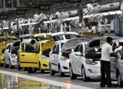 Diskon Pajak Mobil Bakal Diperpanjang, Saham Otomotif Melesat