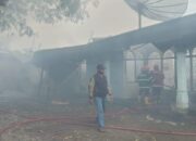 Sembilan Armada Dikerahkan untuk Padamkan Api yang Berkobar di Cengkeh