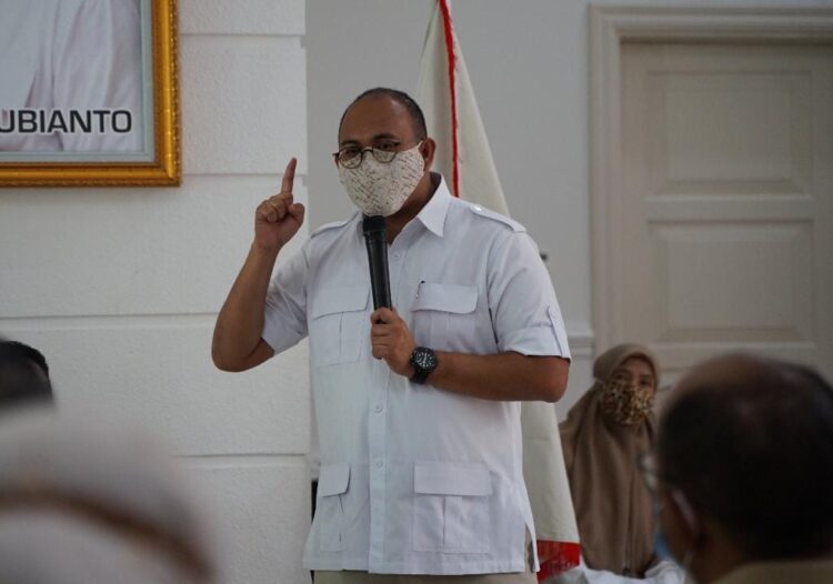 Ketua DPD Gerindra Sumbar Andre Rosiade bertekad akan terus bekerja mäsk partainya dan Prabowo berada di papan atas survei.