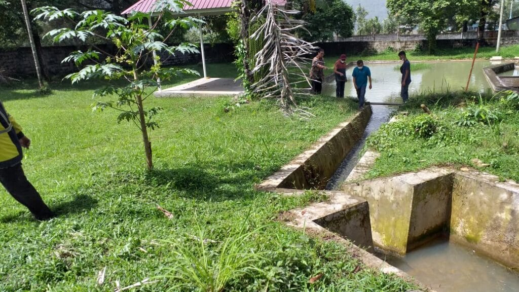 Wahana pemijahan dan pembiakan ikan bilih PT Semen Padang.