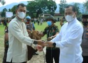 Polda Sumbar Serahkan Satu Ekor Sapi Kurban ke PWI