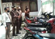 Belasan Motor Hasil Tilang Terparkir Berbulan-bulan di Kejari Payakumbuh, Punya Siapa Sih?