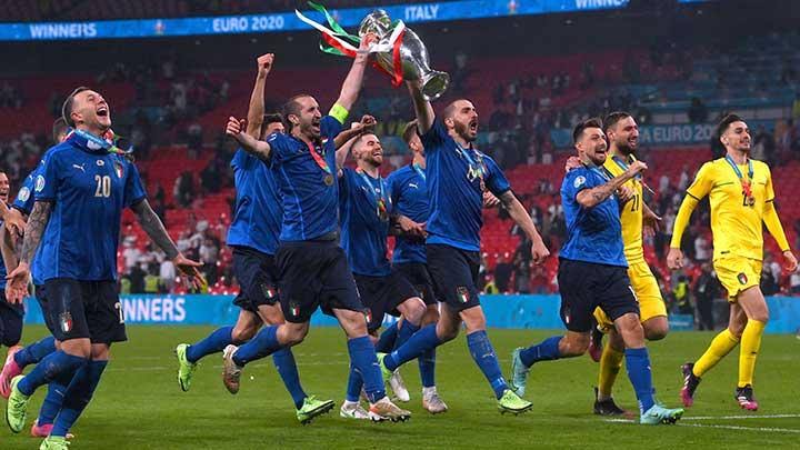 Selebrasi Italia usai memastikan gelar Juara Euro 2020.