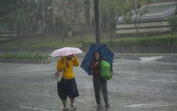 Cuaca Hari Ini, BMKG Waspadai Hujan Sedang di Padang
