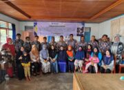 Mantap! Dosen UNP Ajarkan Pembuatan Kemeja Batik Eksklusif pada Warga Maninjau, Agam