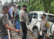 Sibinuang Hantam Terios di Komplek Polri Lubuk Buaya, Pengendara Luka-luka