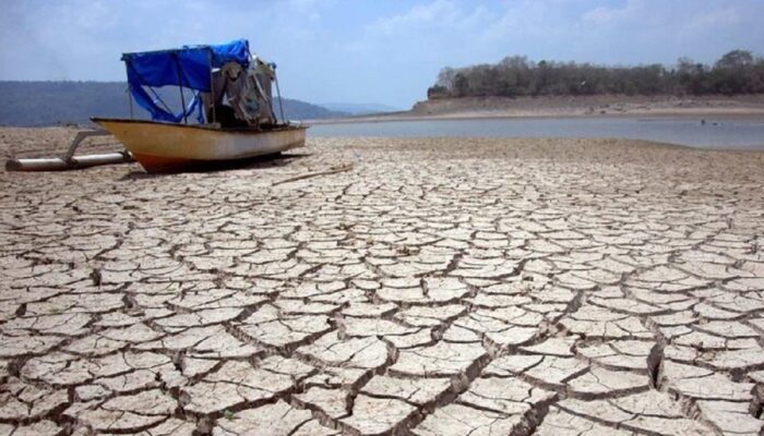 Kekeringan Landa Pulau Punjung Dharmasraya, 64 Ribu Liter Air Bersih Didistribusikan