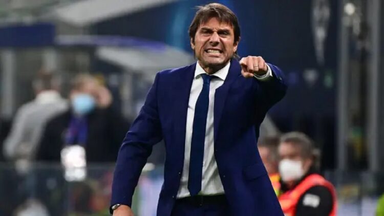 Antonio Conte bersedia menjadi manajer Manchester United menggantikan Ole Gunnar Solskjaer. (net)