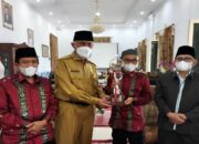 Raih Juara Pertama STQ Nasional XXVI, Pemprov Beri Hadiah Rusydi Haris Berangkat Haji dan Ruko