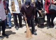 Mensos Risma Prihatin, Upayakan Anak Korban Longsor Bekerja di Kemensos