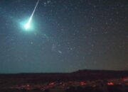 BRIN: Dentuman dan Bola Api di Langit Cirebon akibat Meteor Jatuh di Laut Jawa