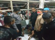 Kepergok Mencuri HP, Remaja di Padang Ini Bonyok Dihajar Massa