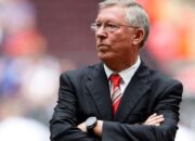 Sir Alex Ferguson, Manajer sekaligus “Agen Rahasia” MU, Patric Evra: Dia Memata-matai Kami di Mana pun