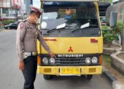 Hantam Colt Diesel, Pelajar di Padang Alami Luka-luka di Pinggul dan Kaki