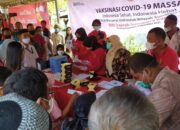 Ratusan Masyarakat Padang Pariaman Antusias Ikuti Vaksinasi di Masjid Mubaraq