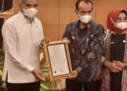 Alat Musik Tradisional Saluang Panjang Dapat Sertifikat Kekayaan Intelektual dari Kemenkumham