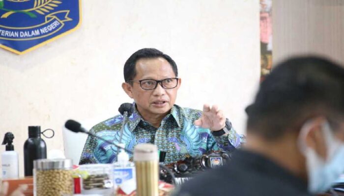 Mendagri Desak Kepala Daerah: Segera Kirim Data agar Bantuan dan Huntap Bisa Dipercepat