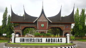 Ilustrasi gerbang kampus Unand Padang. (net)