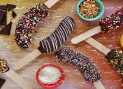 Buka Puasa dengan Makanan Kekinian, Ini Cara Membuat Chocolate Frozen Banana