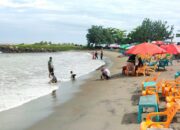 BPBD Padang Imbau Orangtua Pantau Anak yang Main di Pinggir Pantai