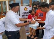 Berbagi Nasi Kotak di Masjid Al Ikhlas Lubeg, Andre Rosiade Didoakan jadi yang Terdepan di Sumbar