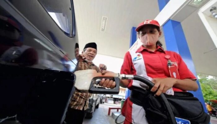 Pemilik Avanza Wajib Tahu, Ini Selisih Biaya Isi Penuh Pertalite dan Pertamax