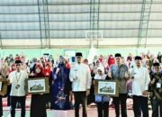 Pemko Bukittinggi Bantu 930 Guru Non PNS Berupa Uang Insentif