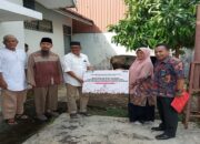 Andre Rosiade Salurkan 20 Ekor Sapi Kurban di Sumbar