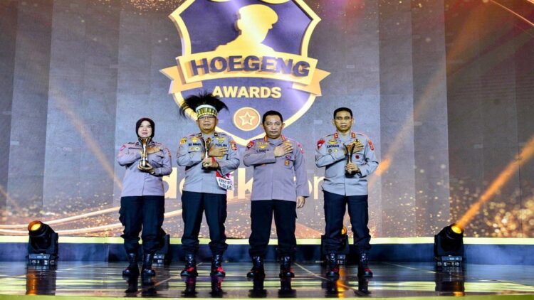 Polisi penerima Hoegeng Awards 2022.