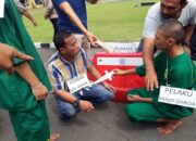Rekonstruksi Kasus Pembunuhan di Padang, Keluarga Korban Marah Karena Adegan Tak Sesuai