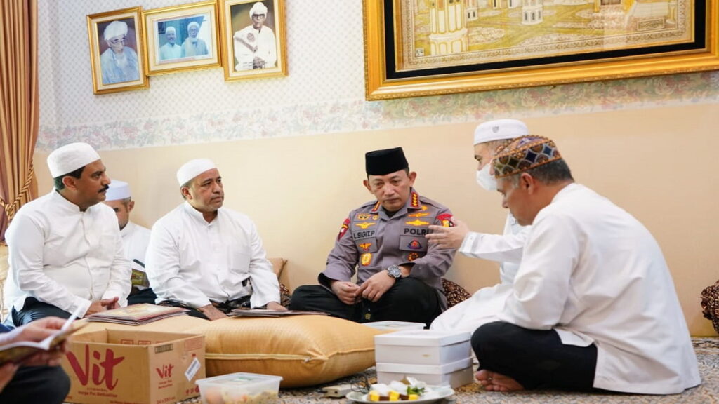 Kapolri takziah ke rumah duka Habib Zen Bin Umar