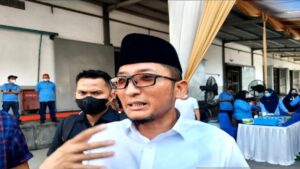 Wali Kota Padang Hendri Septa berbicara terkait bantuan BBM