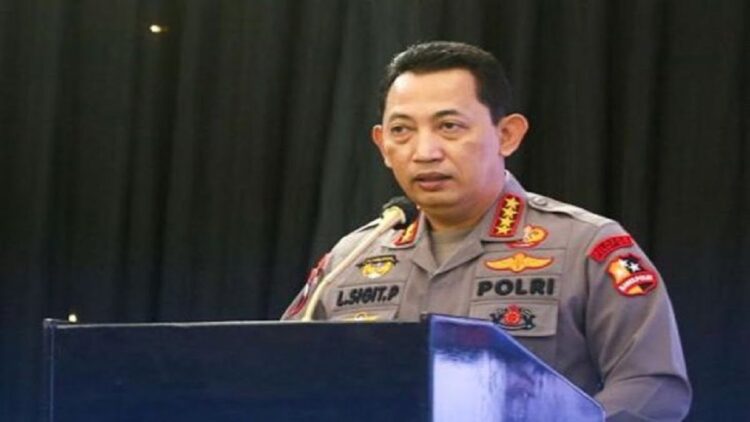 Kapolri menonaktifkan sejumlah polisi yang dinilai tak profesional dalam pengungkapan kasus Brigadir J. (net)