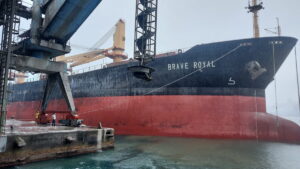kapal ekspor PT Semen Padang