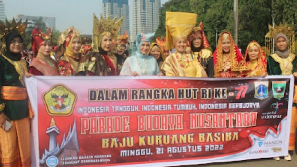 parade baju kuruang basiba di Jakarta