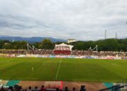 Sundulan Vendry Mofu Bawa Semen Padang FC Unggul di Babak Pertama