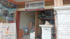 Pelanggan setia Semen Padang di Pessel dalam rangka Hari Pelanggan 2022