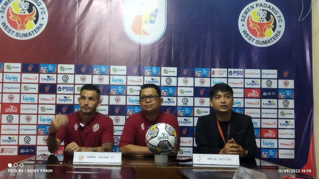 presscon jelang laga Semen Padang FC vs Persiraja