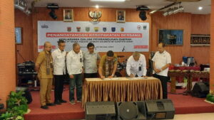 MoU Wali Kota se-Sumatera Barat untuk pembangunan daerah dengan Semen Padang