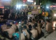 Bawa Senjata Tajam, 80 lebih Pelaku Tawuran di Padang Diamankan Polisi