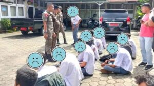 Pelajar nongkrong diamankan Satpol PP Padang
