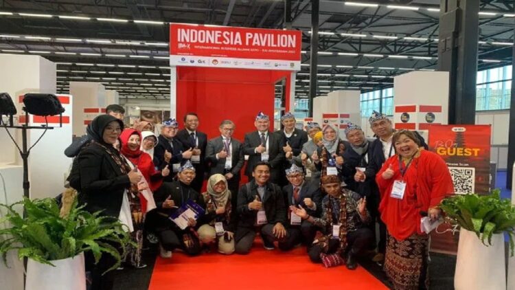 Kedutaan Besar Republik Indonesia Den Haag memamerkan produk pertanian dan UMKM Indonesia di Indonesia Pavilion dalam acara Internasional Free From Functional Food Expo (IFFFFE) di Amsterdam Belanda. ANTARA/HO-KBRI Den Haag