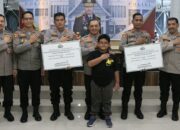 Kunker ke Polres Pessel, Kapolda Sumbar Resmikan Dua Asrama Polsek