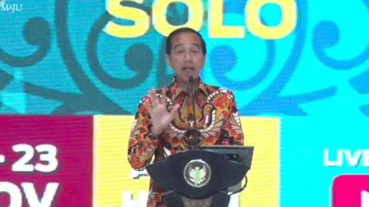 Tangkapan layar - Presiden RI Joko Widodo saat memberikan sambutan dalam Musyawarah Nasional ke-17 HIPMI, Surakarta, Jawa Tengah, Senin (21/11). (ANTARA/Indra Arief)