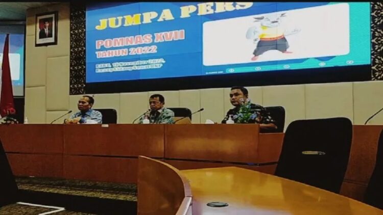 Rektor UNP Prof Ganefri memimpin Jumpa pers jelang pelaksanaan Pekan Olahraga Mahasiswa Nasional (POMNas) 2022 di Padang Sumatera Barat (ANTARA/HO POMNAS)