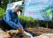 Telkomsel Jaga Bumi dengan Luncurkan Program Carbon Offset