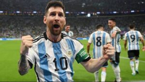 Ekpresi Messi usai memastikan Argentina ke semifinal Piala Dunia 2022