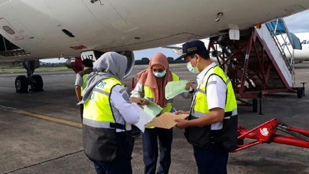 Kemenhub inspeksi pesawat di bandara