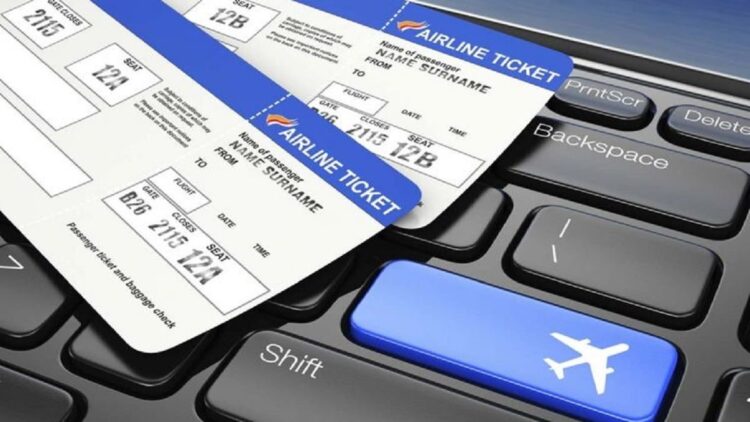 ilustrasi tiket pesawat. (Dok. Istimewa)
