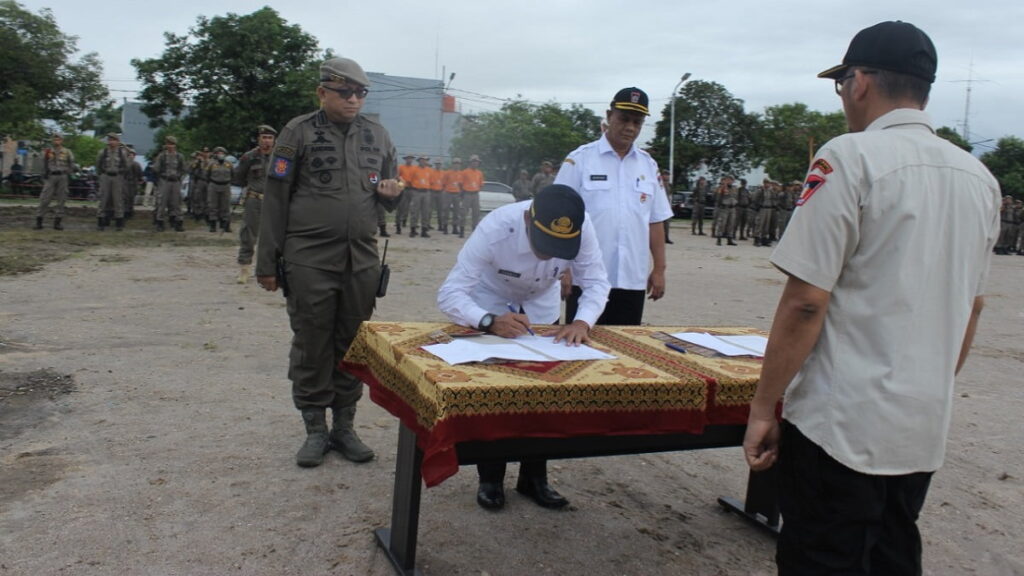 Perpindahan satuan unit Satpol PP dan Kesbangpol di Satker Pemko Padang